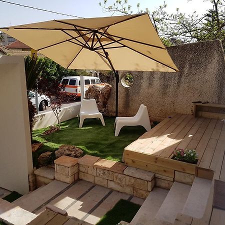 Quiet Garden Villa Rishon Leziyyon Exterior photo