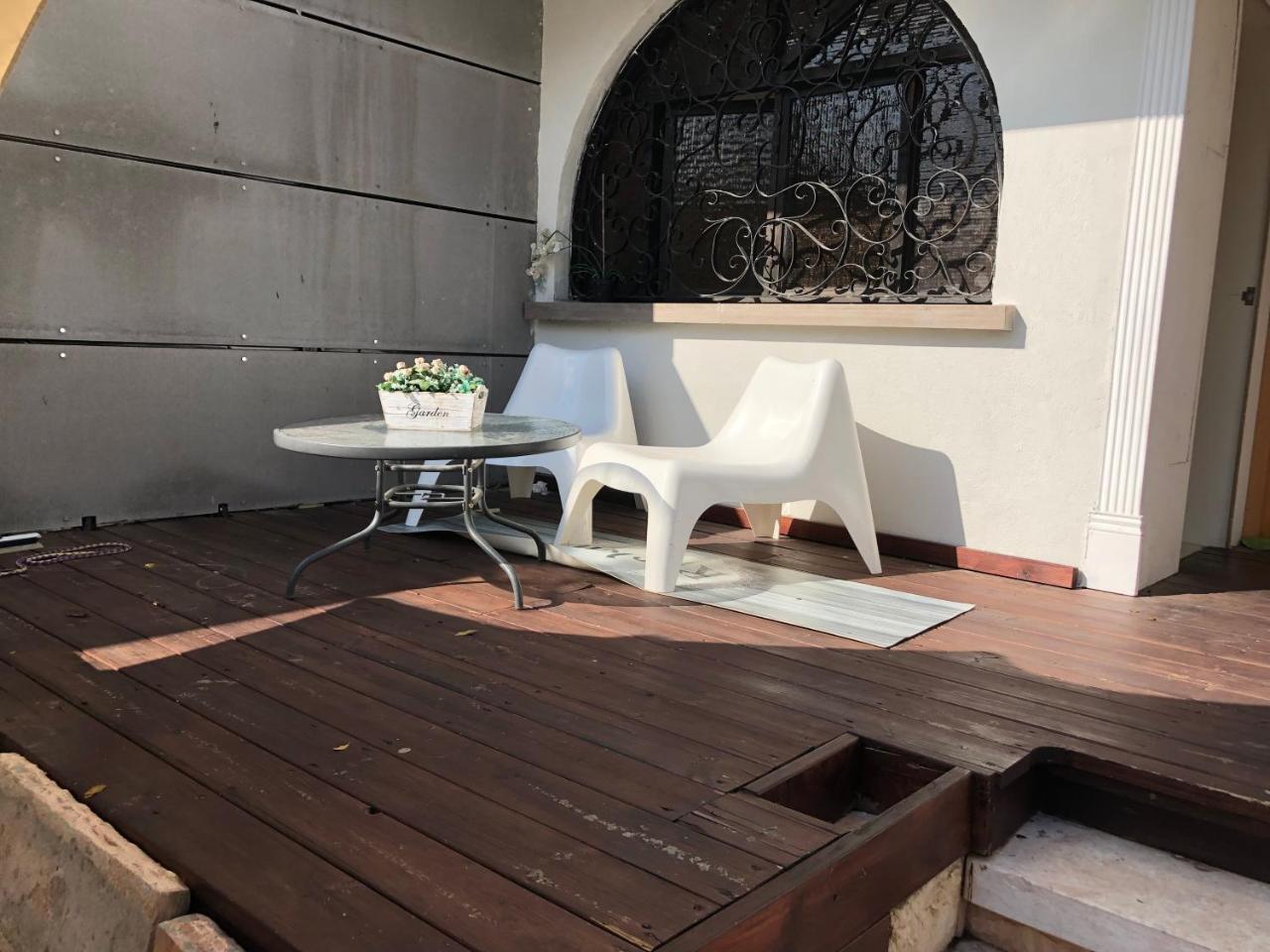 Quiet Garden Villa Rishon Leziyyon Exterior photo